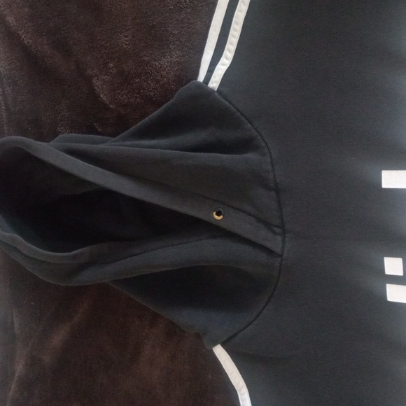 Medium Adidas hoodie - Picture 2 of 5